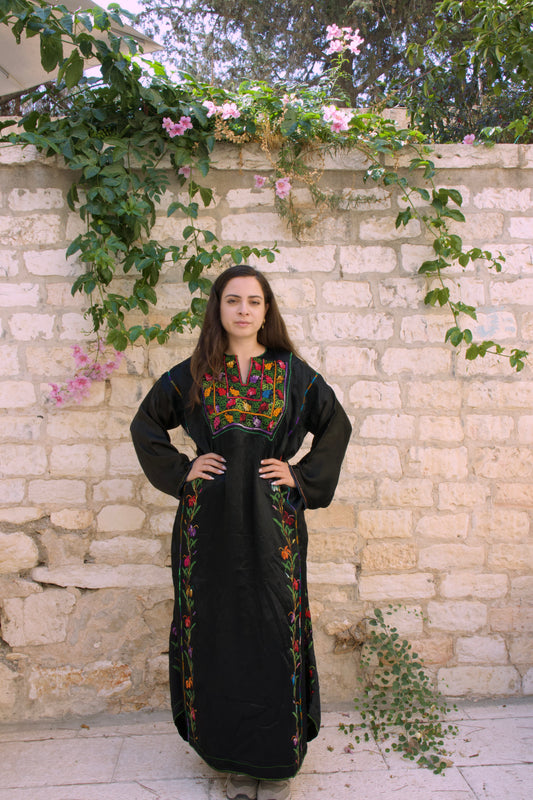Vintage Palestinian Thobe