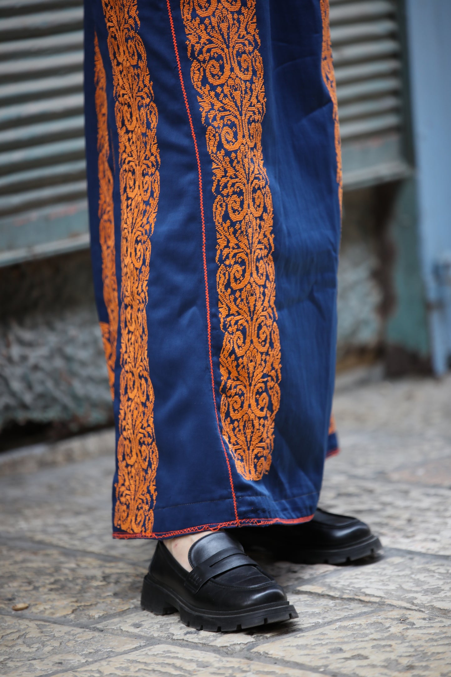 Vintage Hebron Thobe