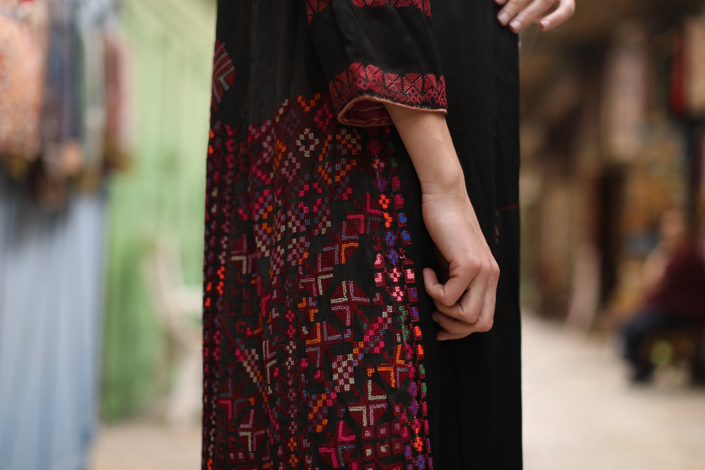 Hand-Embroidered Vintage Robe from Syria | 1940s