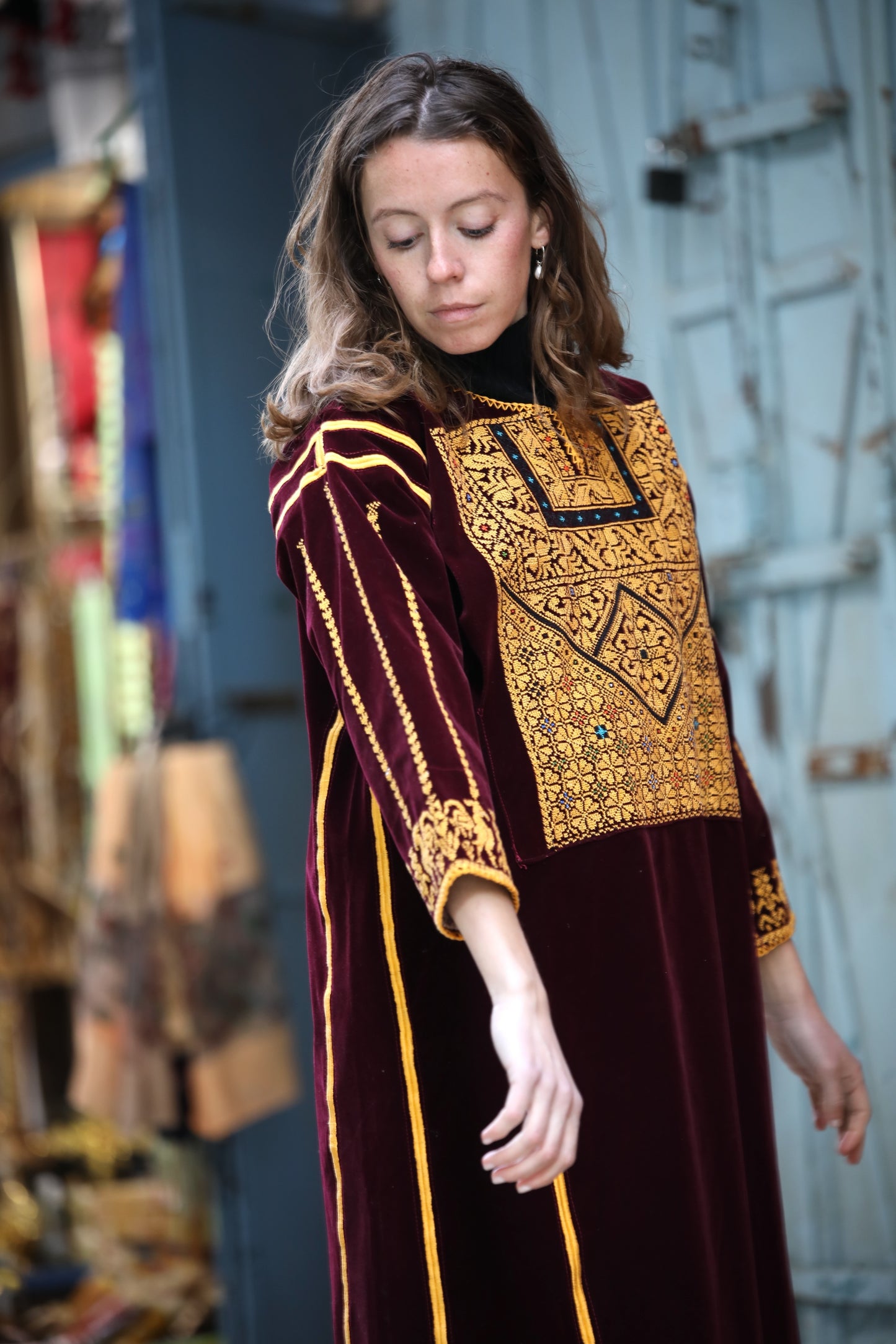 Vintage Velvet Thobe