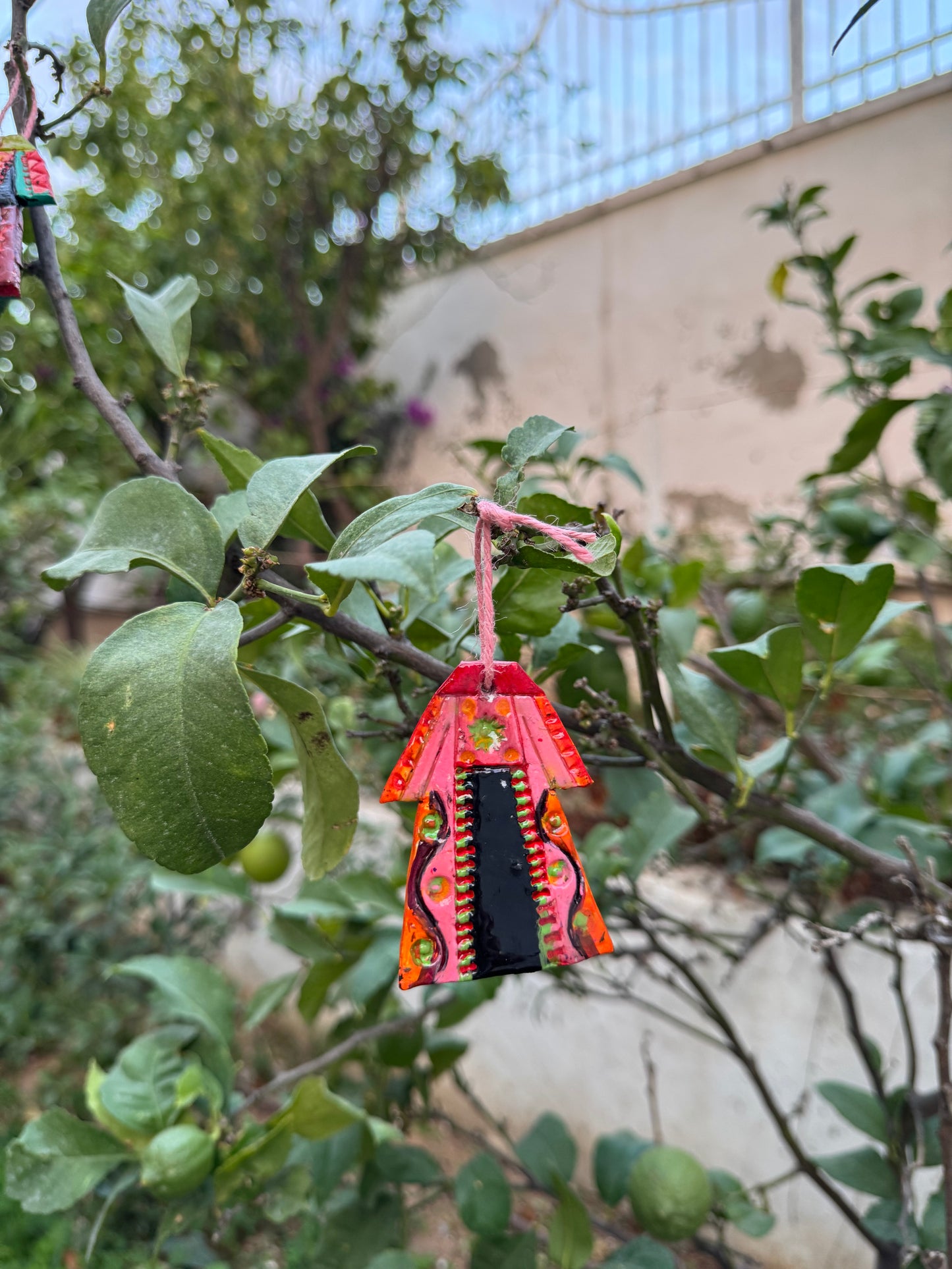 Ornament Thobe with Magnet