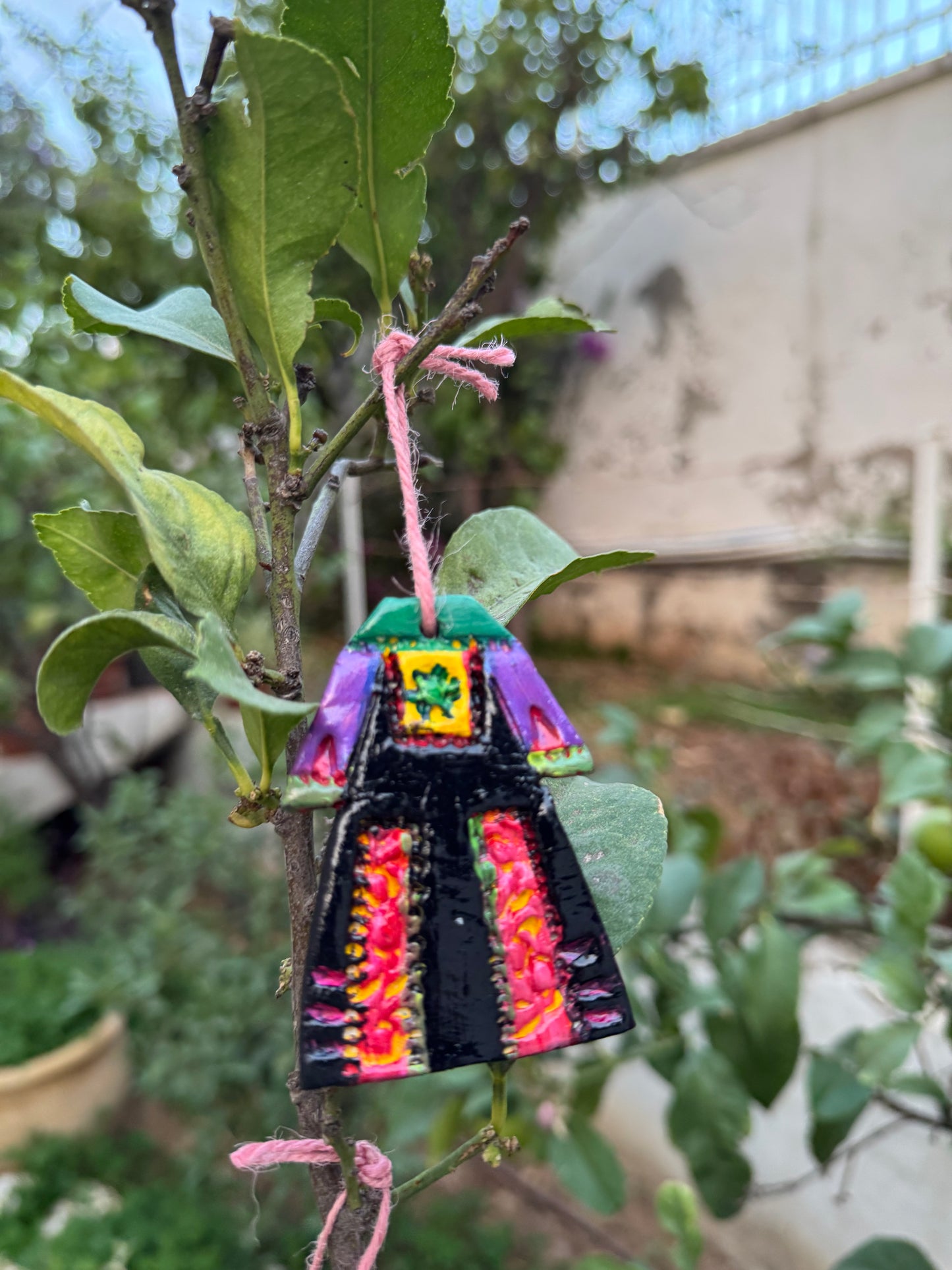 Ornament Thobe with Magnet