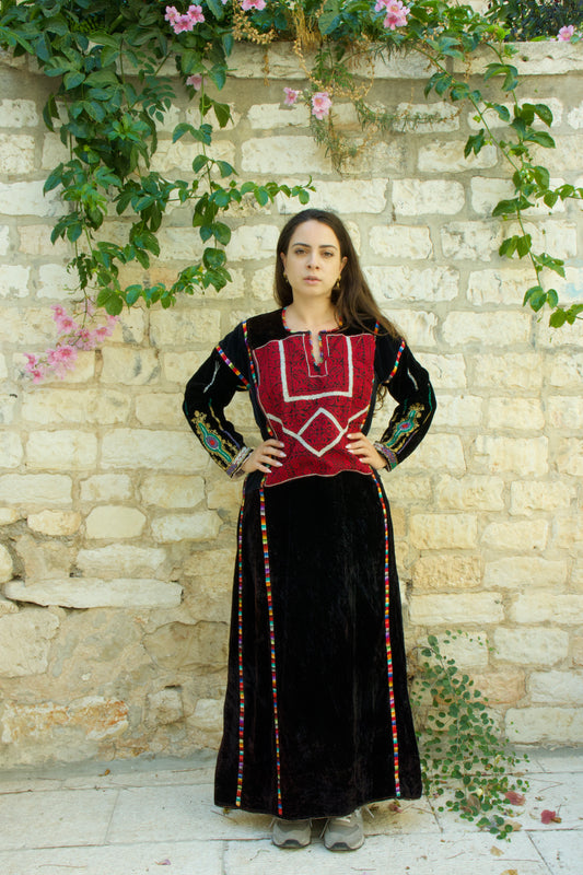 Vintage Velvet Thobe