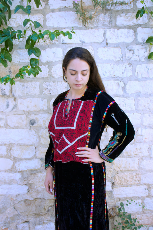 Vintage Velvet Thobe