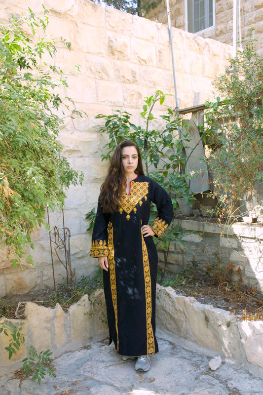 Vintage Palestinian Thobe