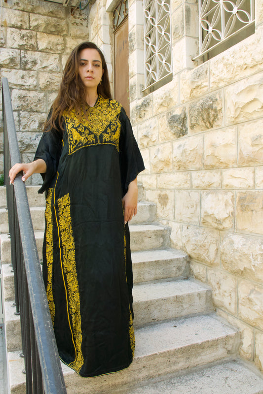 Vintage Palestinian Thobe