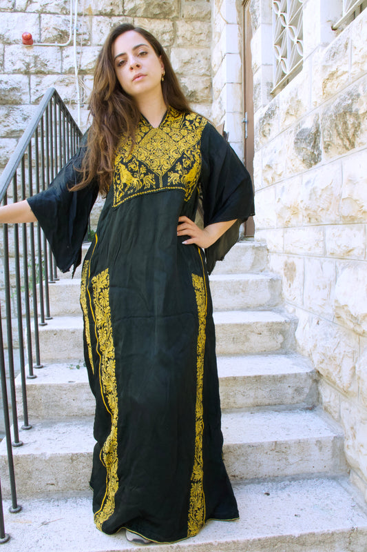 Vintage Palestinian Thobe