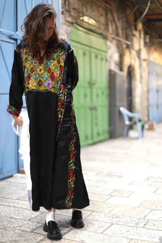 Thobe from Hebron Region | 1960s–1970s