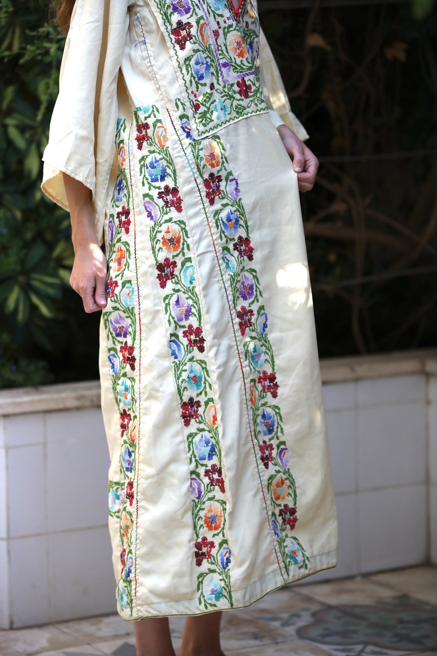 Vintage Ramallah Thobe