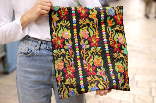 Tatreez Cushion Cover (35x40 cm)