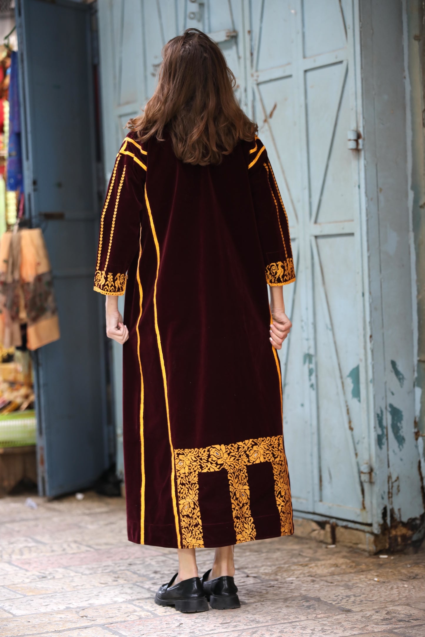 Vintage Velvet Thobe